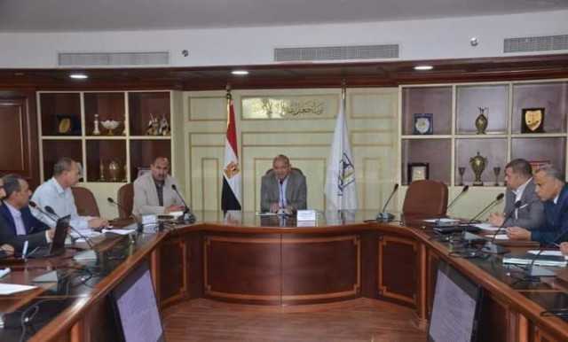مسعود يعقد اجتماعاً بأعضاء اللجنة المكلفة بتنظيم عمل الأسواق والمعارض